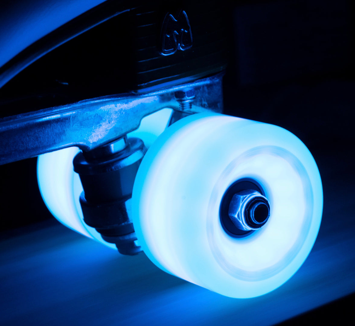 MOXI COSMO GLOW LED WHEELS (4 PACK)